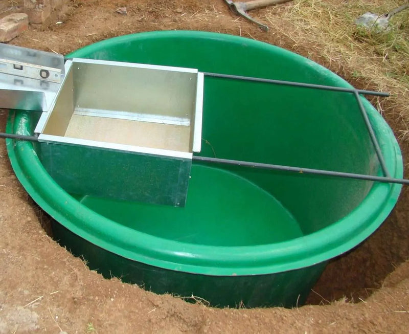 Load image into Gallery viewer, Fiberglass Tank with Sump (1300 litre)
