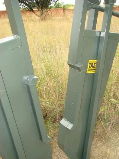 Neck clamp (Feedlot)