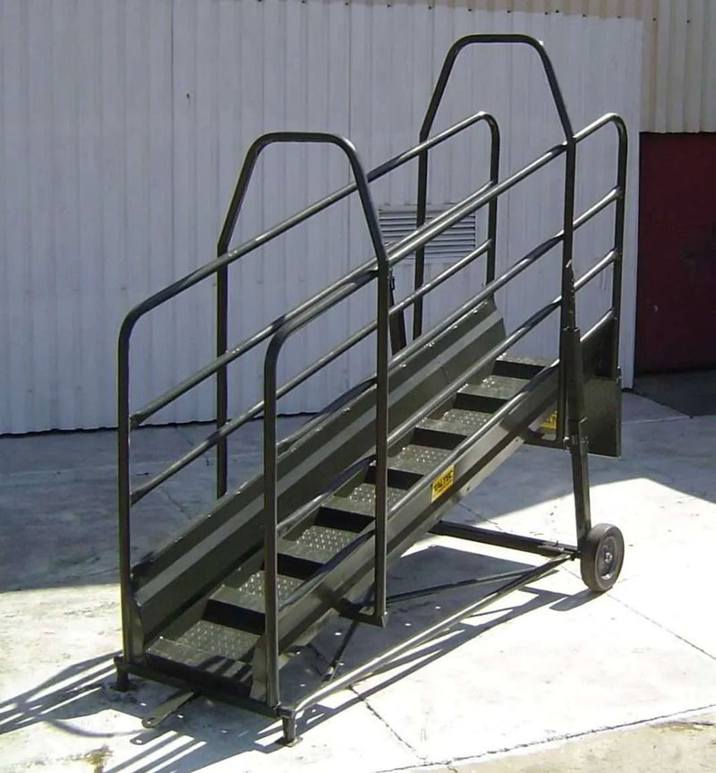 Load image into Gallery viewer, TLR2 Cattle Loading Ramp (Wheelbarrow Wheels)
