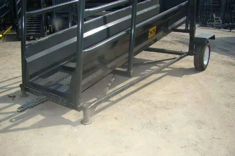 Load image into Gallery viewer, TLR3 Cattle Loading Ramp (Tractor Speed)
